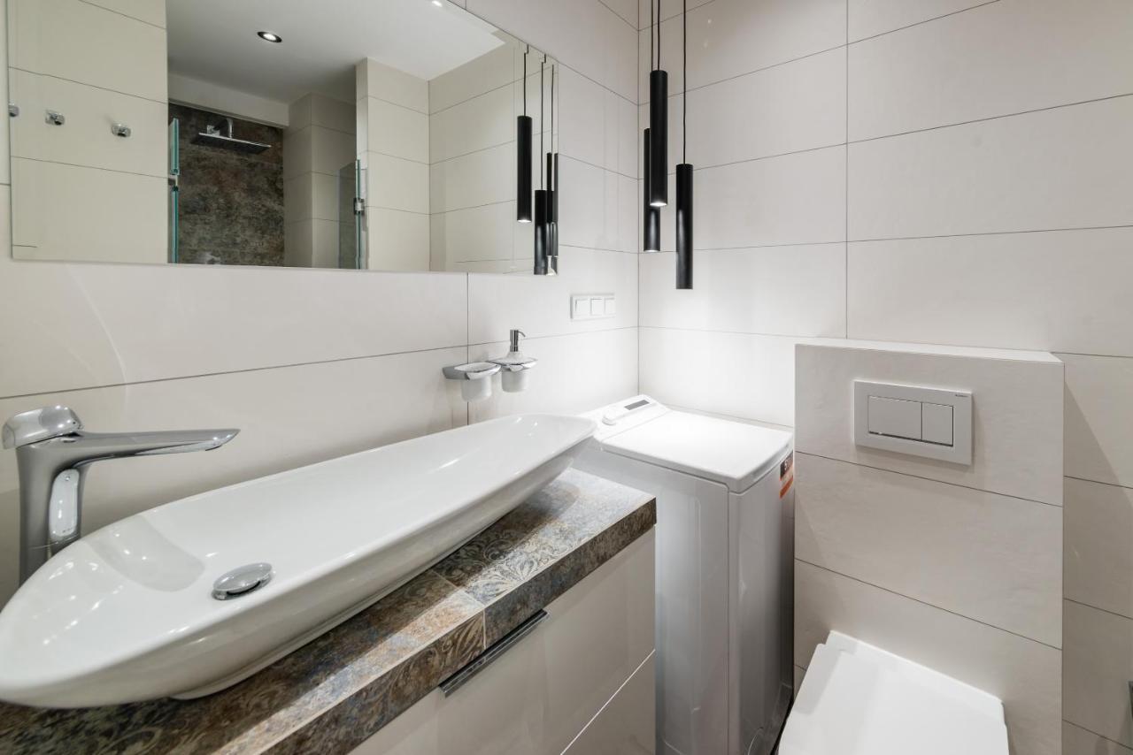 Deluxe Apartment Rakowicka 15 Wawelofts คราคูฟ ภายนอก รูปภาพ