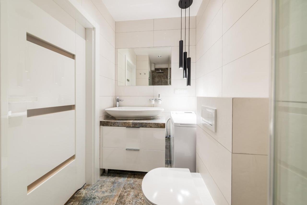 Deluxe Apartment Rakowicka 15 Wawelofts คราคูฟ ภายนอก รูปภาพ