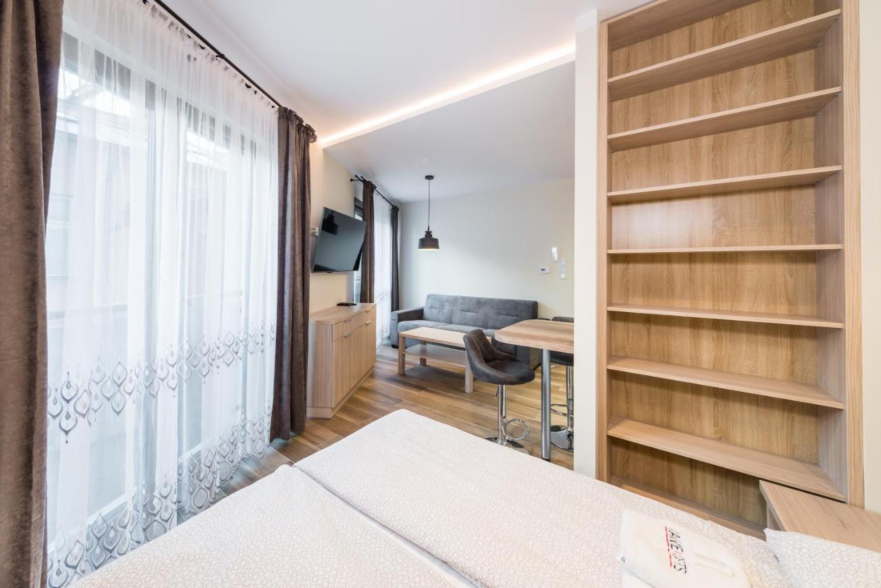 Deluxe Apartment Rakowicka 15 Wawelofts คราคูฟ ภายนอก รูปภาพ