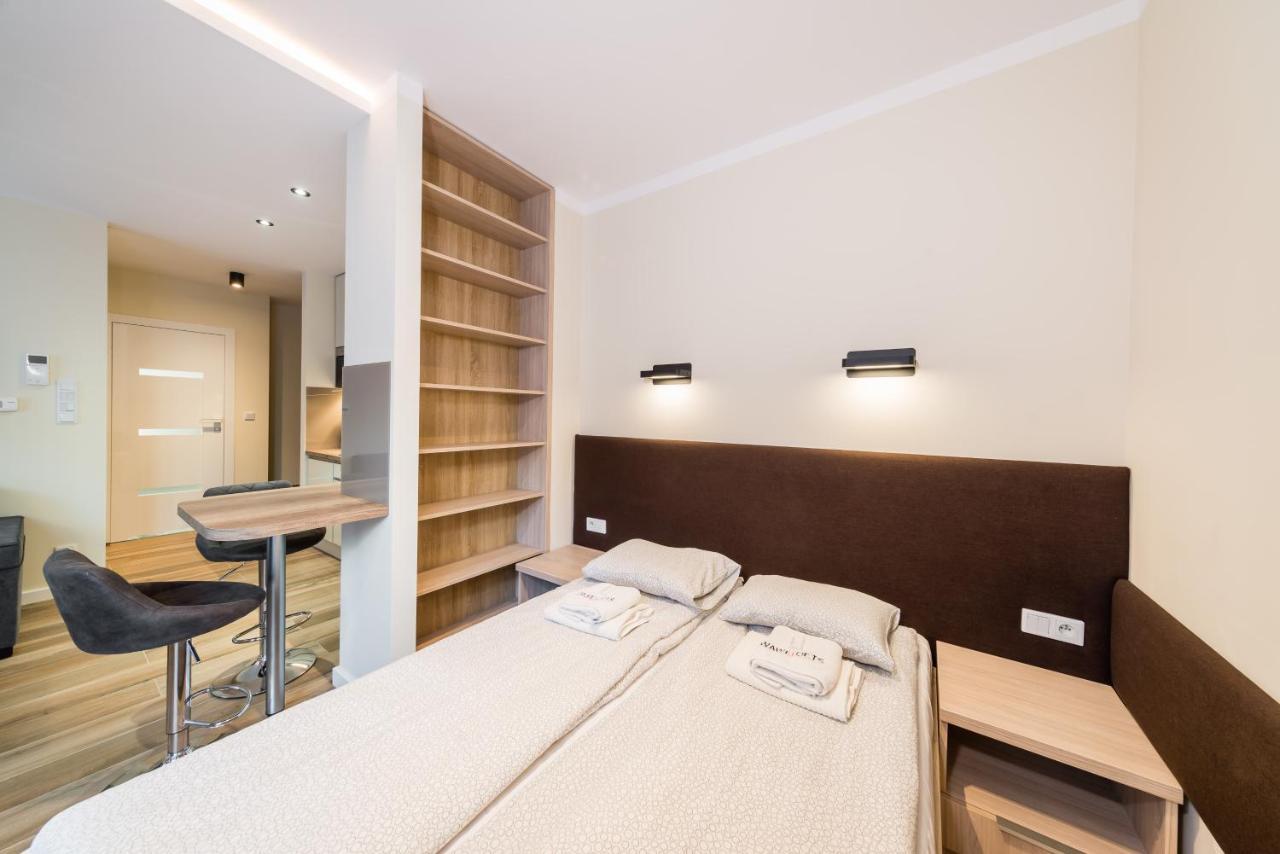 Deluxe Apartment Rakowicka 15 Wawelofts คราคูฟ ภายนอก รูปภาพ